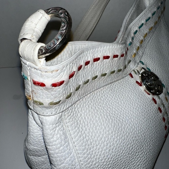 Brighton Pebbled Leather Shoulder Handbag Magnetic Closure Medium Woven Design - Picture 2 of 10